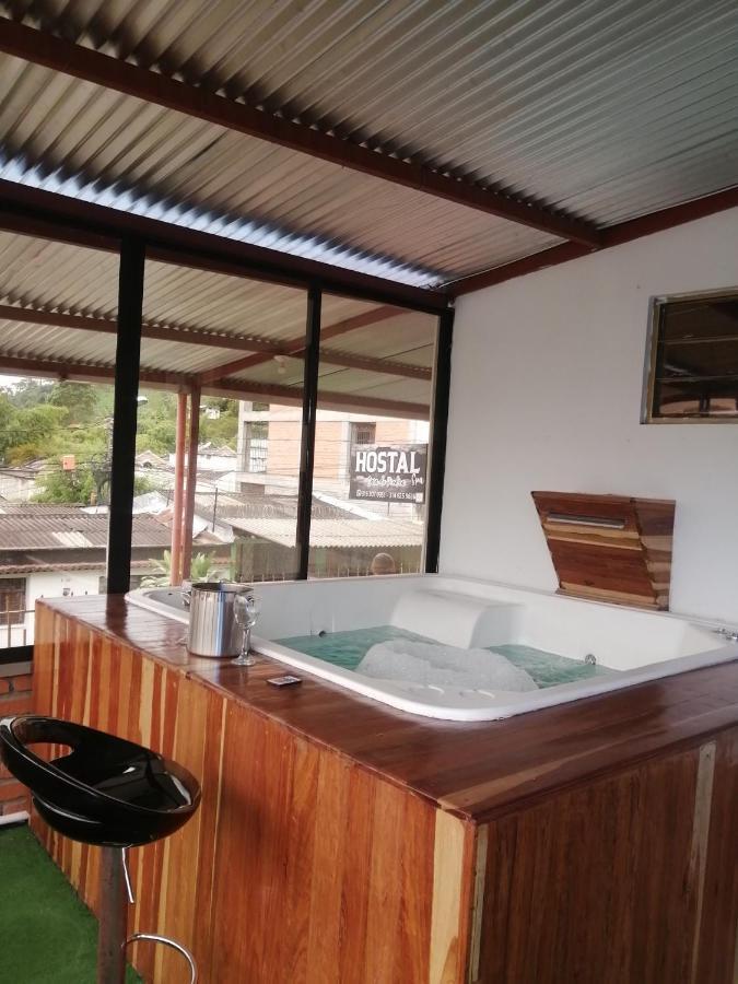 Hostal Spa Casa De Piedra Con Jacuzzi Santa Rosa de Cabal Exterior photo